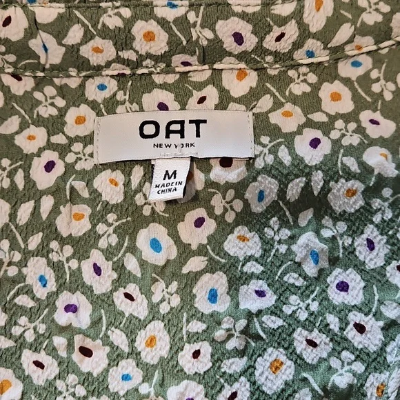 Floral Green button up Shirt - Picture 2 of 5